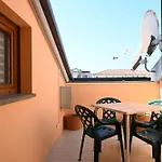 P083 - Porto Recanati, Comodo Attico In Centro Storico *