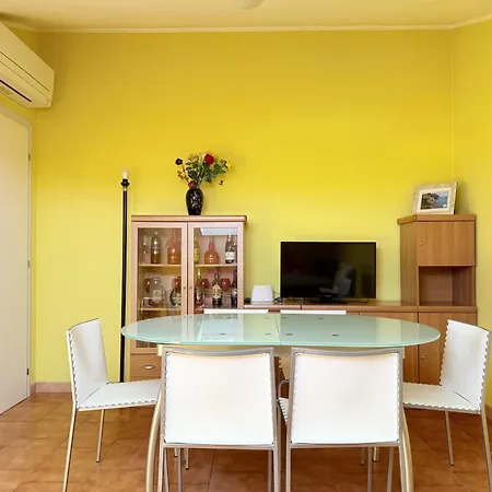 Apartamento P083 - Porto Recanati, Comodo Attico In Centro Storico