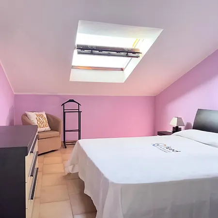 P083 - Porto Recanati, Comodo Attico In Centro Storico Apartamento